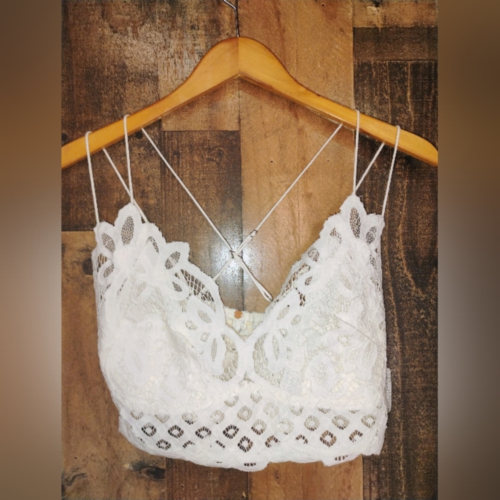 NWT FP One Free People White Bralette Size Large Boho Lace